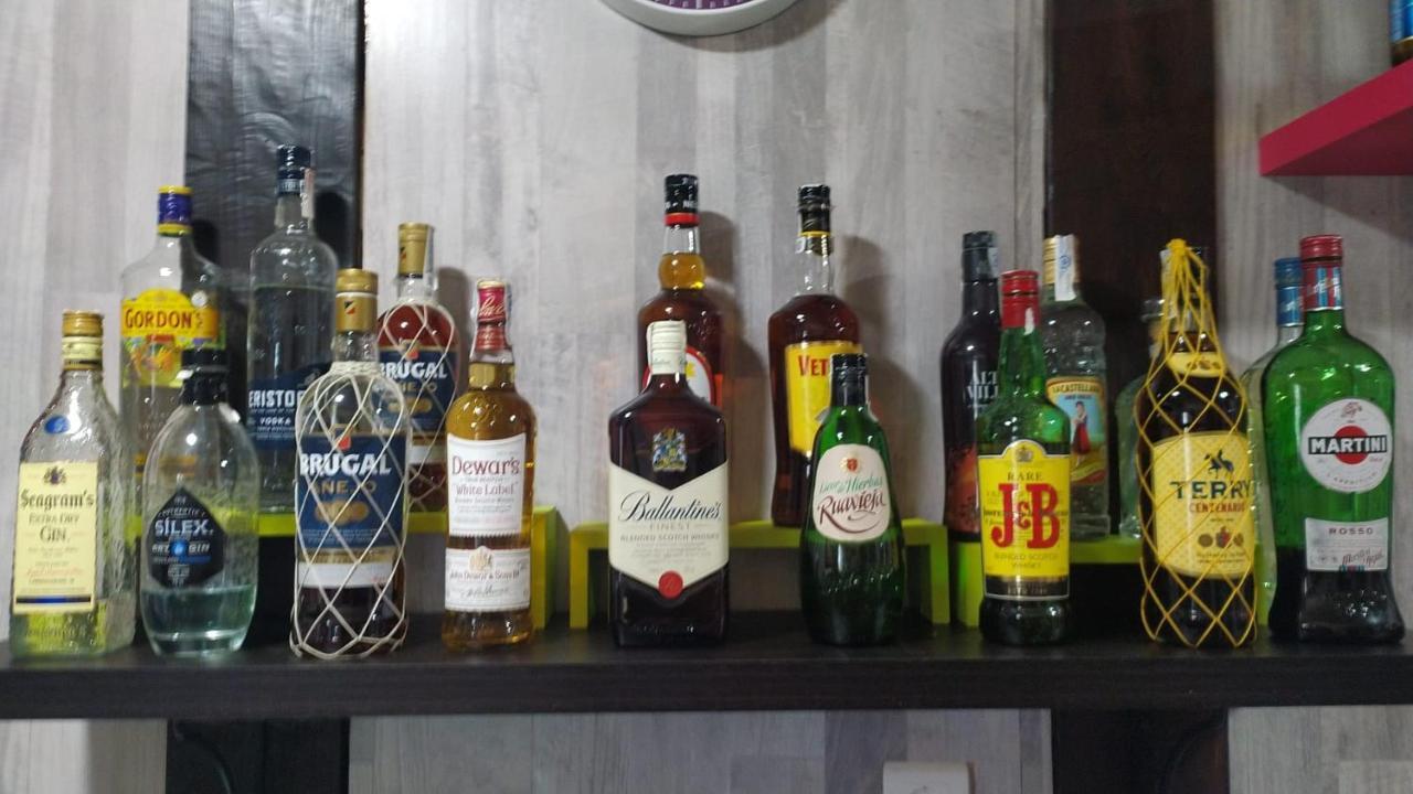 Taberna Albergue Municipal De Ages Extérieur photo